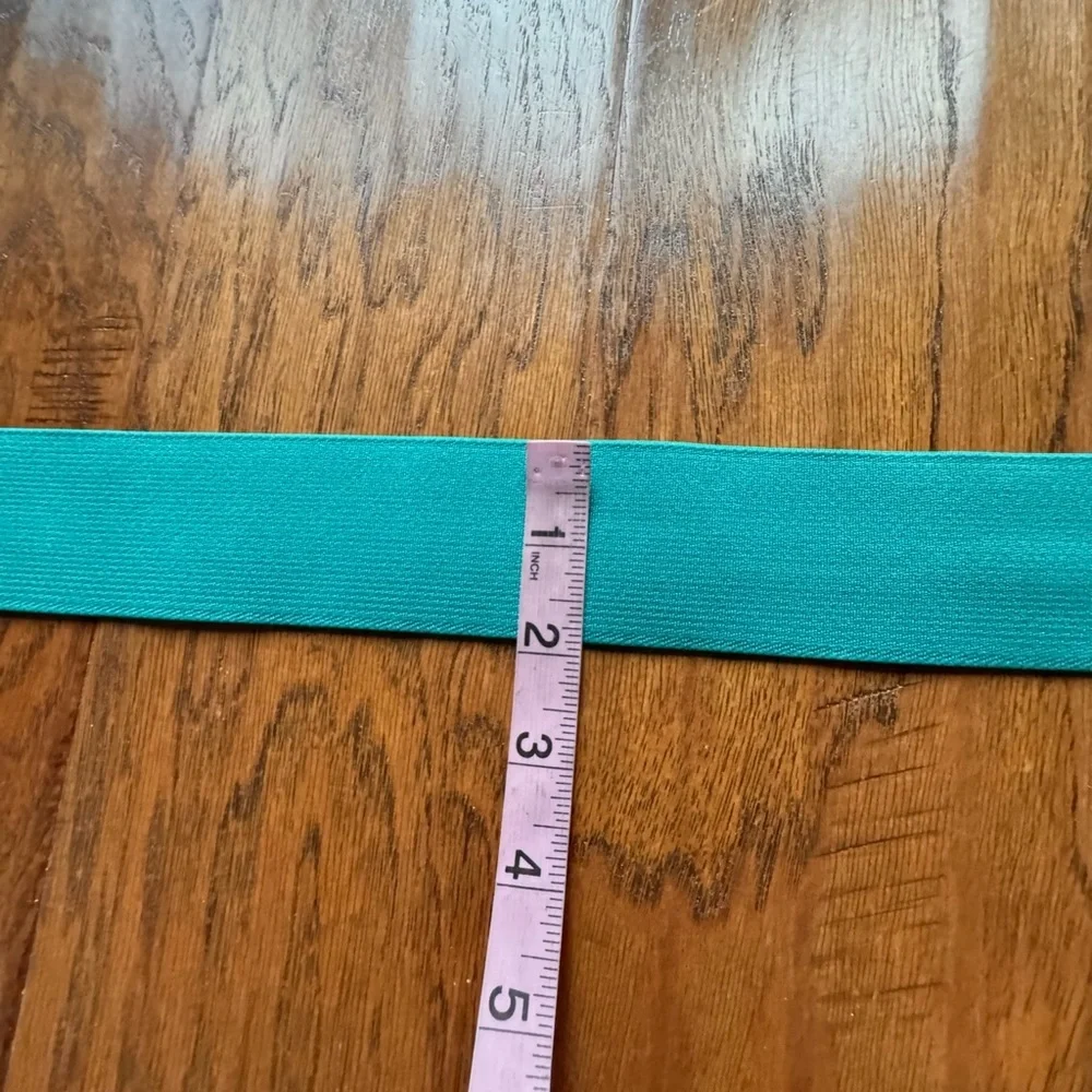 Vintage Nan Lewis Green Stretch Belt‎